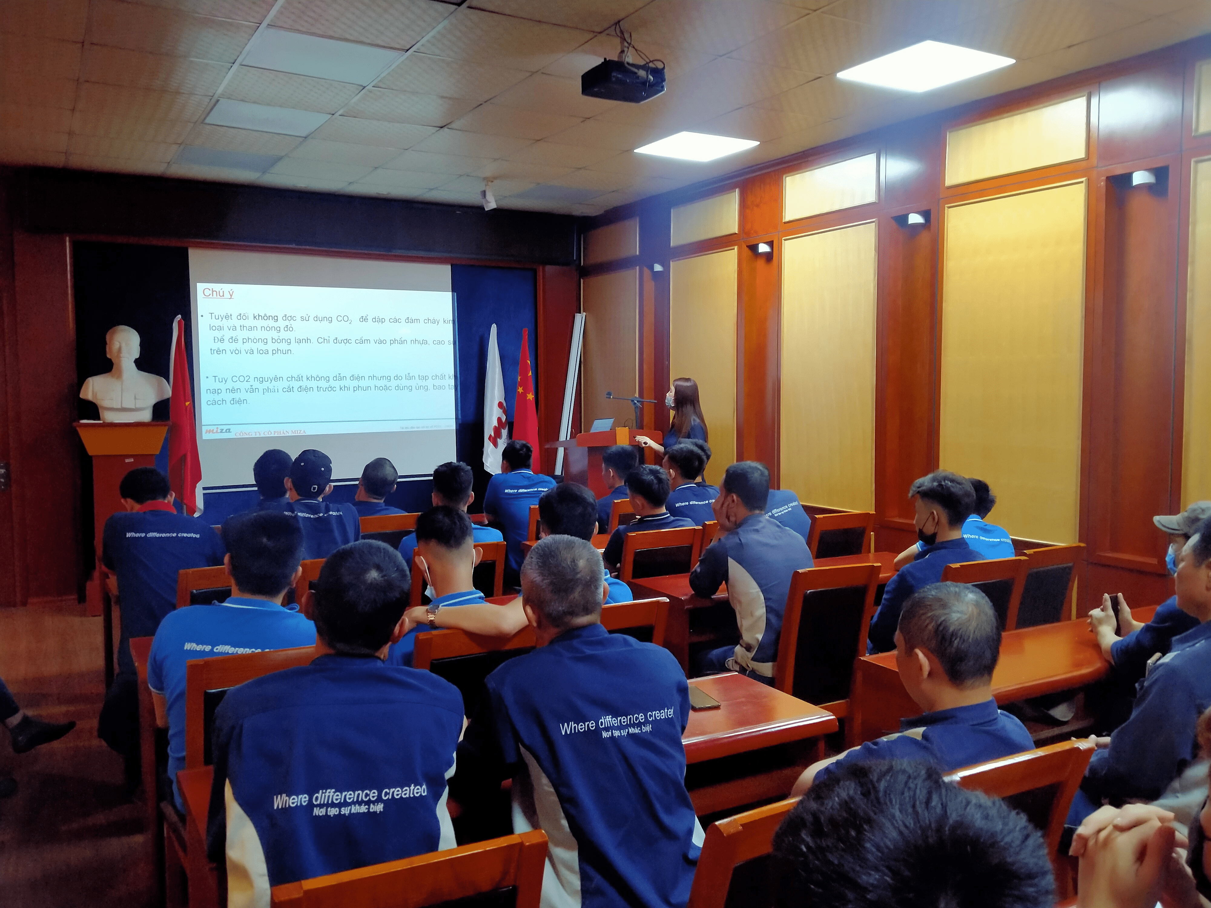 CÔNG TY CỔ PHẦN MIZA TỔ CHỨC TẬP HUẤN VÀ DIỄN TẬP PHÒNG CHÁY CHỮA CHÁY